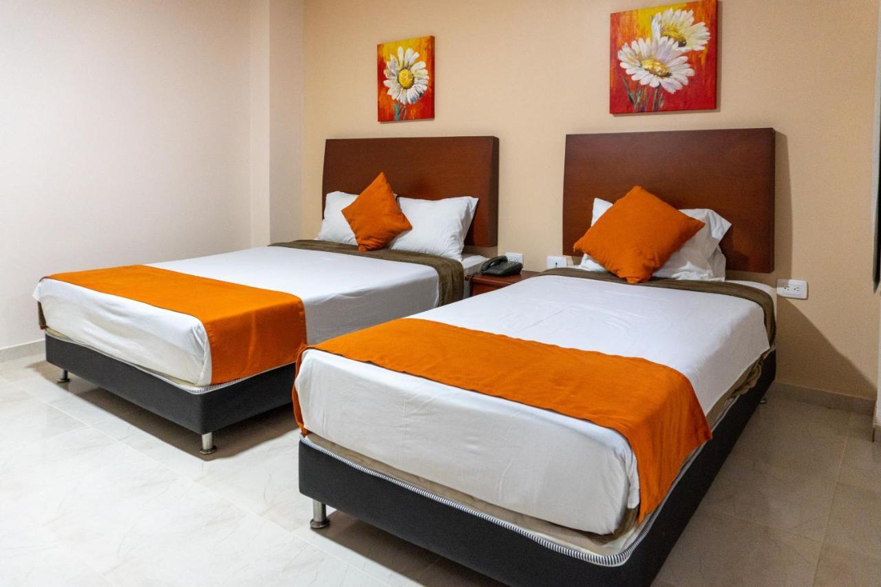 Hotel Luxor Cucuta Bagian luar foto
