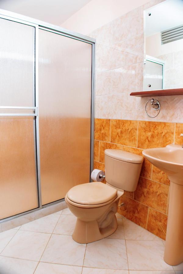 Hotel Luxor Cucuta Bagian luar foto
